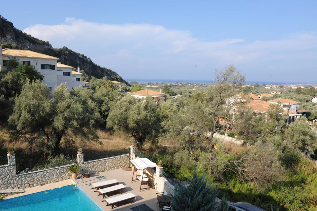Pirofani Villa Apartments Apolpaina Exterior photo
